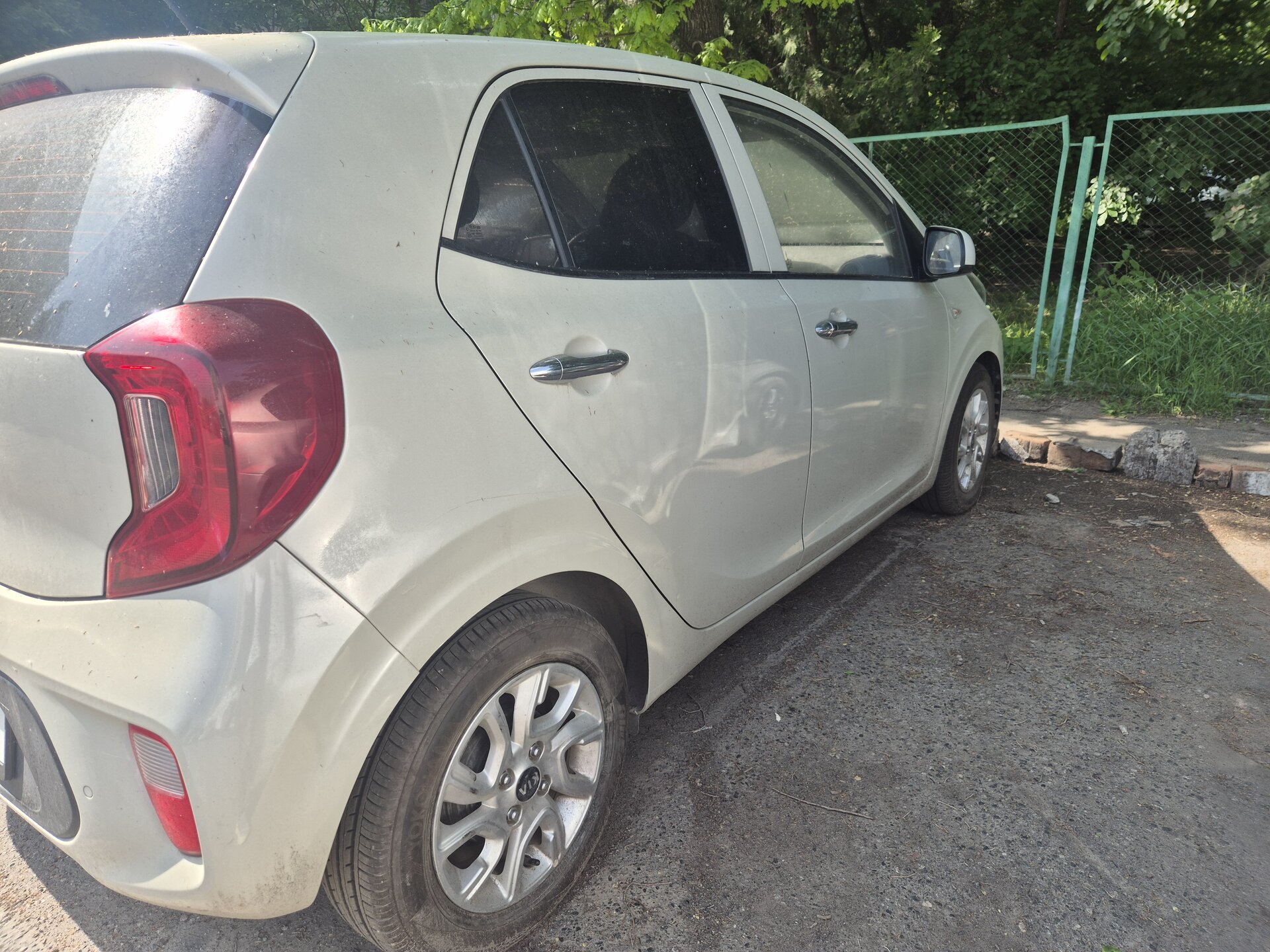 Kia Picanto — фото 6